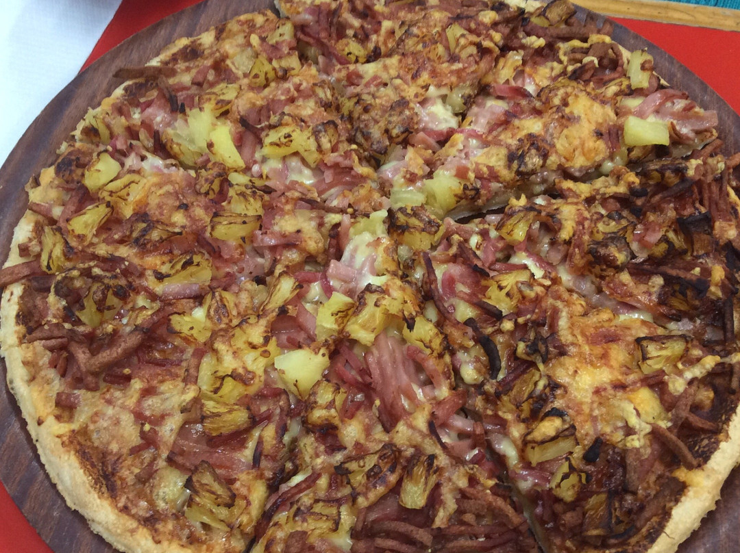 Red Grasshopper Pizza