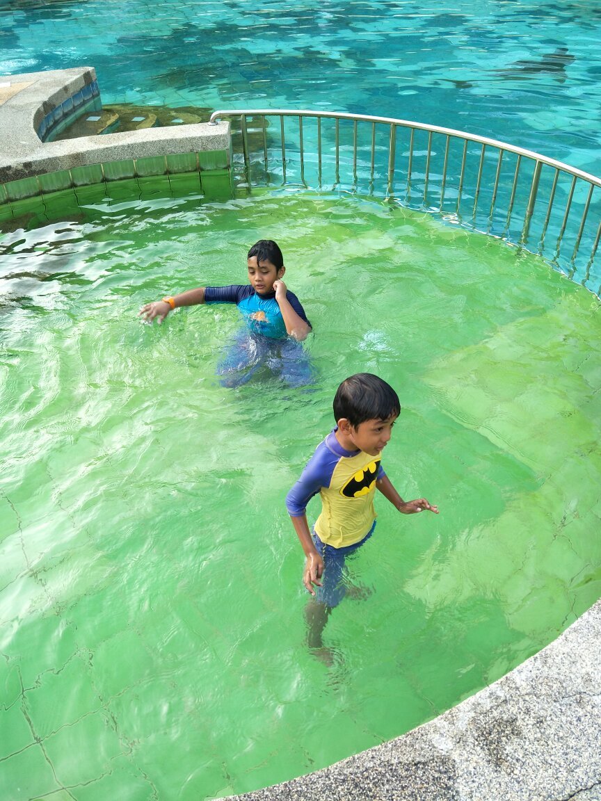 Krabi Holiday Sea Resort-泳池