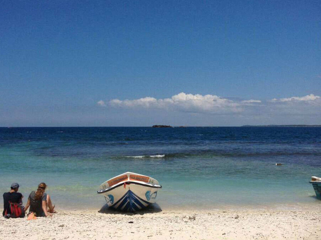 Sambaltivu酒店住宿-Araliya Ocean Inn