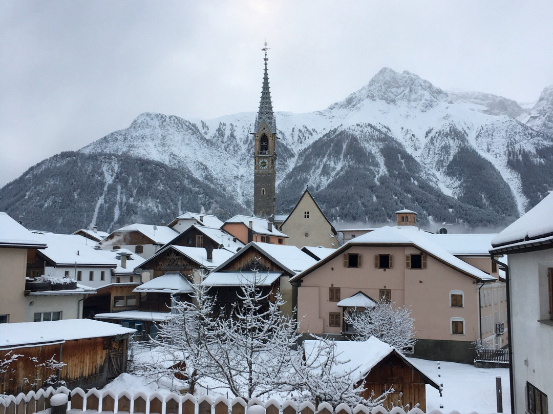 Baselgia San Lurench