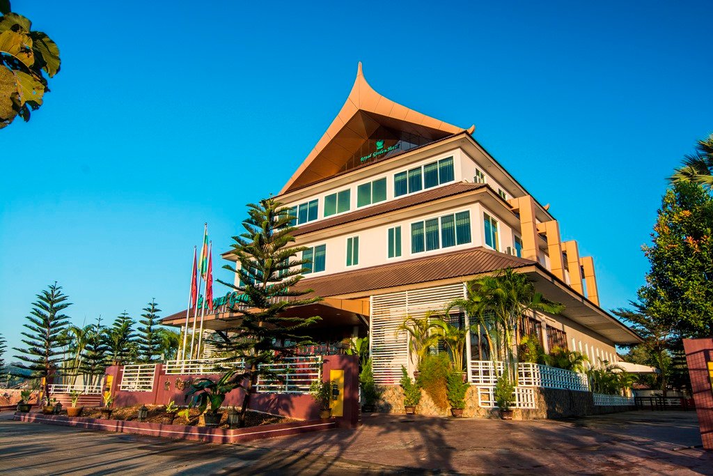 Royal Garden Hotel-官方