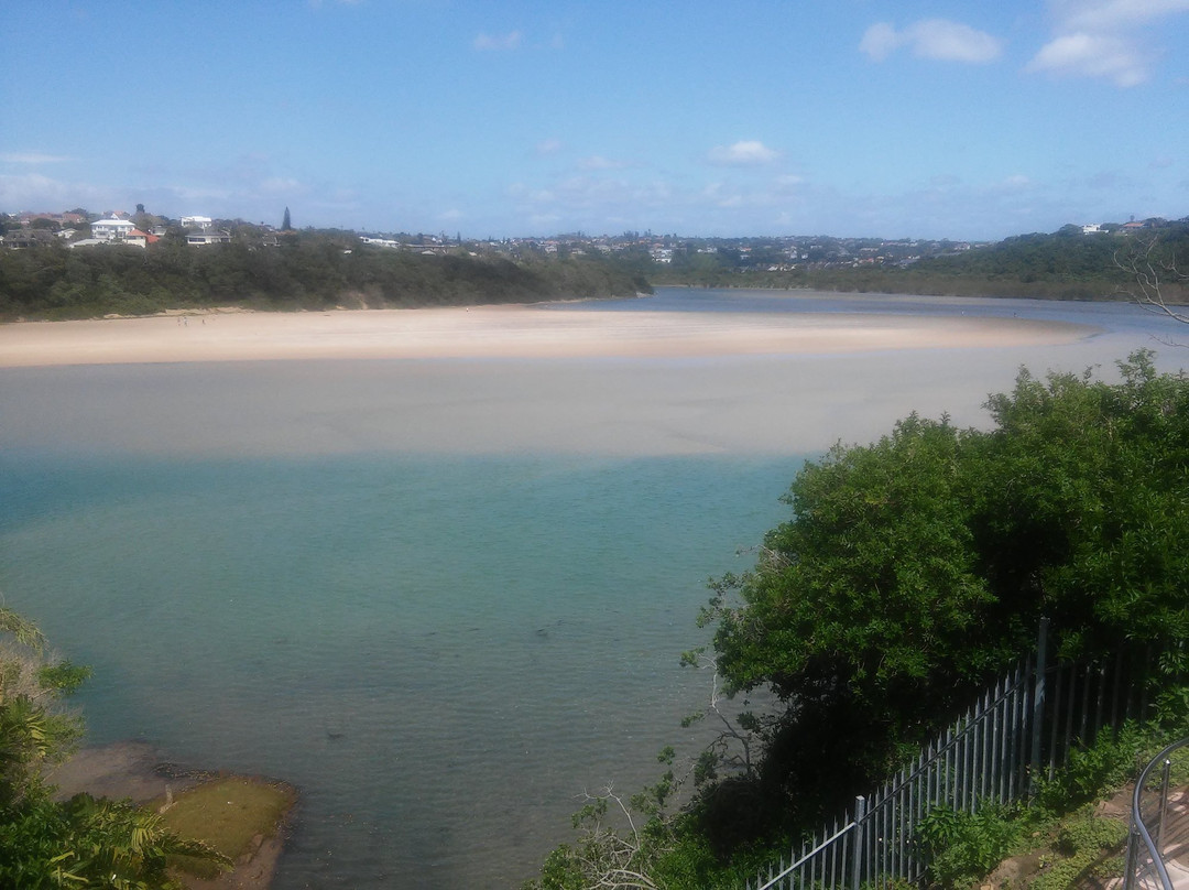 Blue Lagoon Hotel & Conference Centre主图