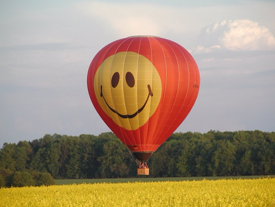 Happy Ballooning景点图片