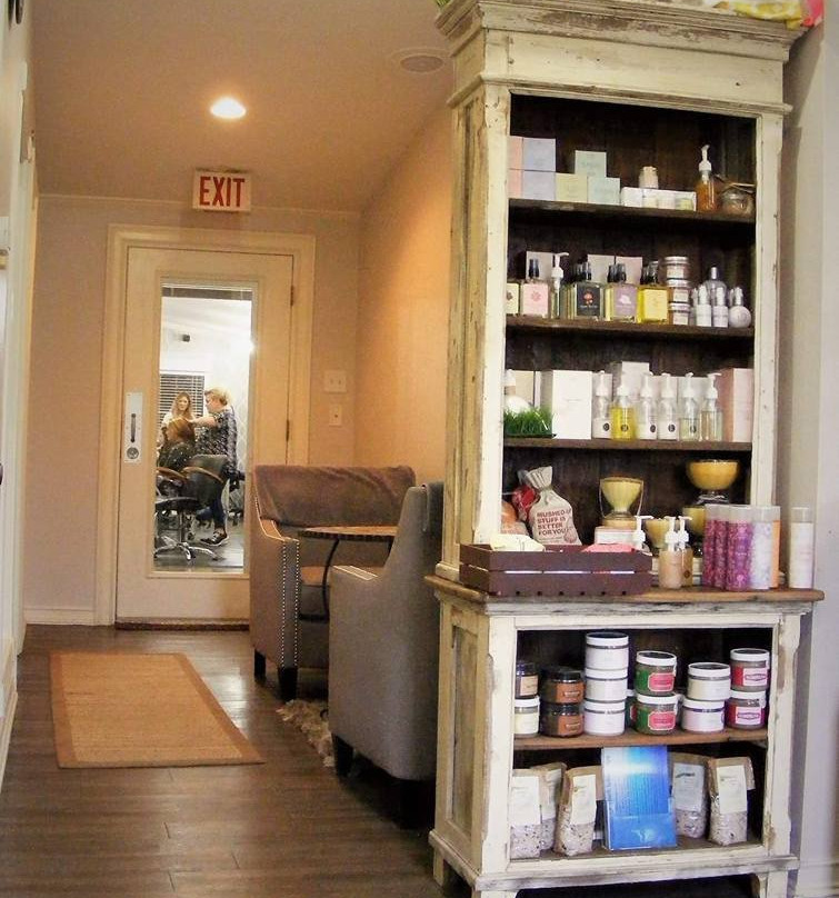 Fountain of Youth Salon & Spa-朗维尤必去景点