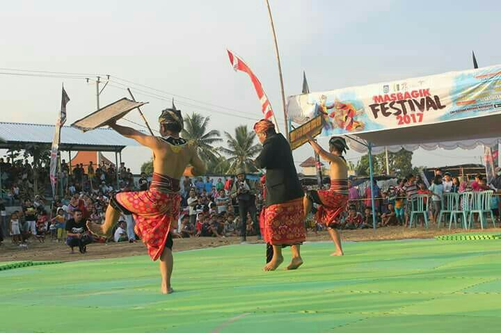 Animal Market-Masbagik必去景点