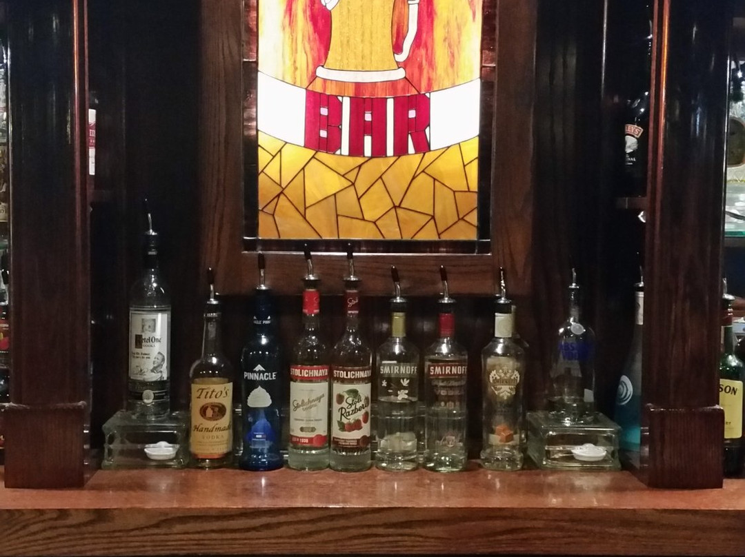 Cohoctah餐馆和美食-Gaines Bar