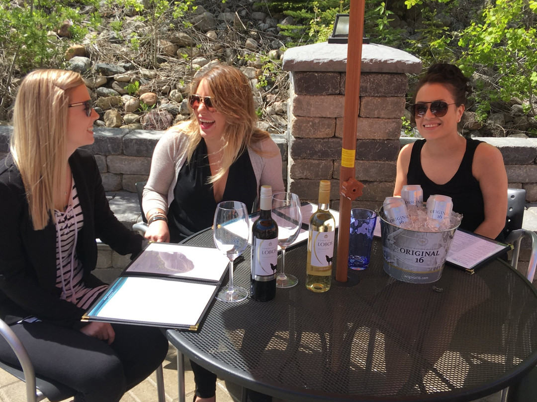 Manitou Springs Mineral Spa and Serenity-Manitou Beach必去景点