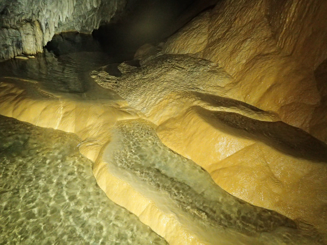 Boraga Limestone Cave-宫古岛市必去景点