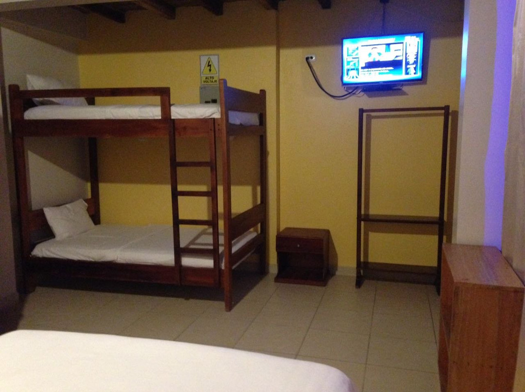 Hotel San Antonio Suite主图