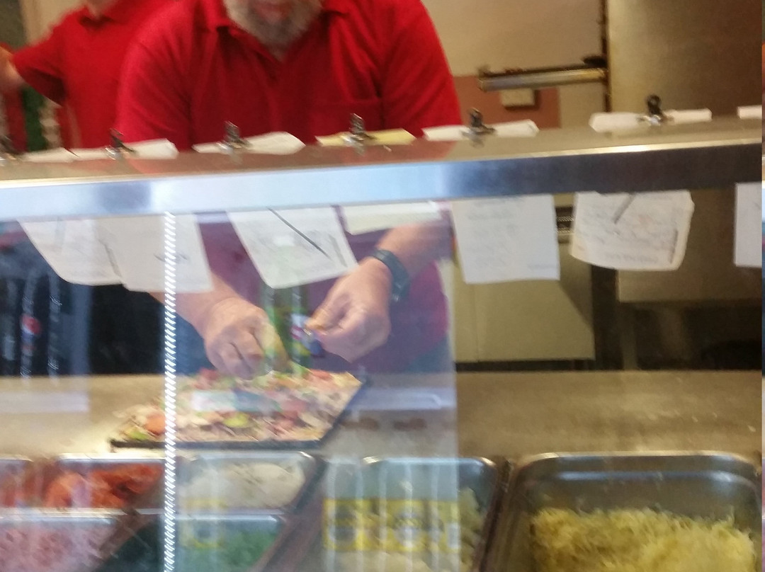 Bruce's Ozzie Pizza & Ribs