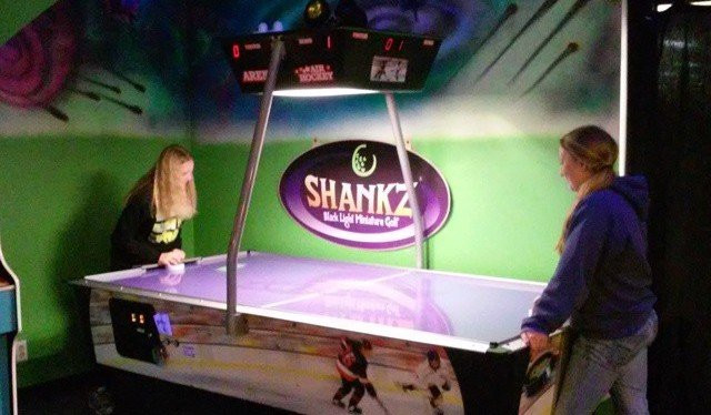 Shankz 3d Black Light Mini Golf And Pizza景点图片