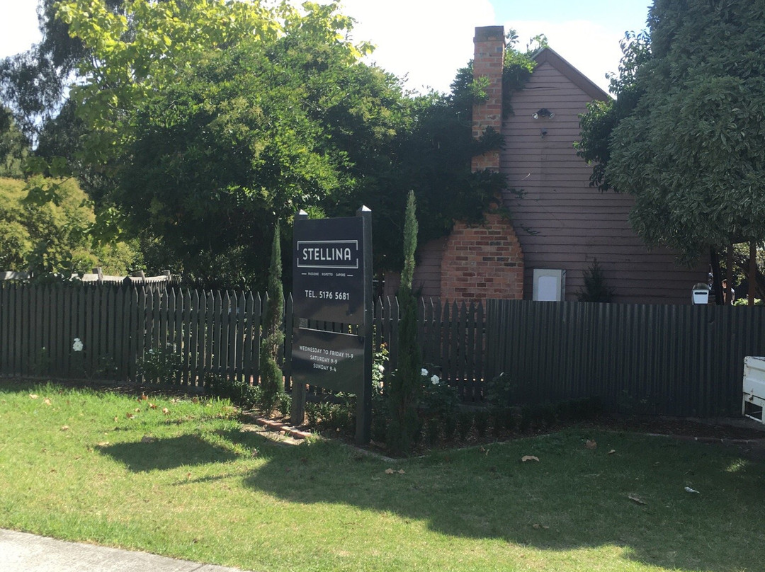 特拉拉尔根餐馆和美食-Stellina