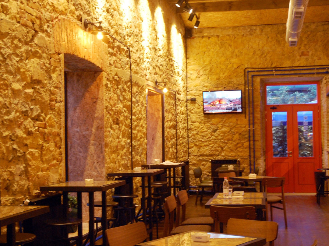 Lozha-地拉那必去景点