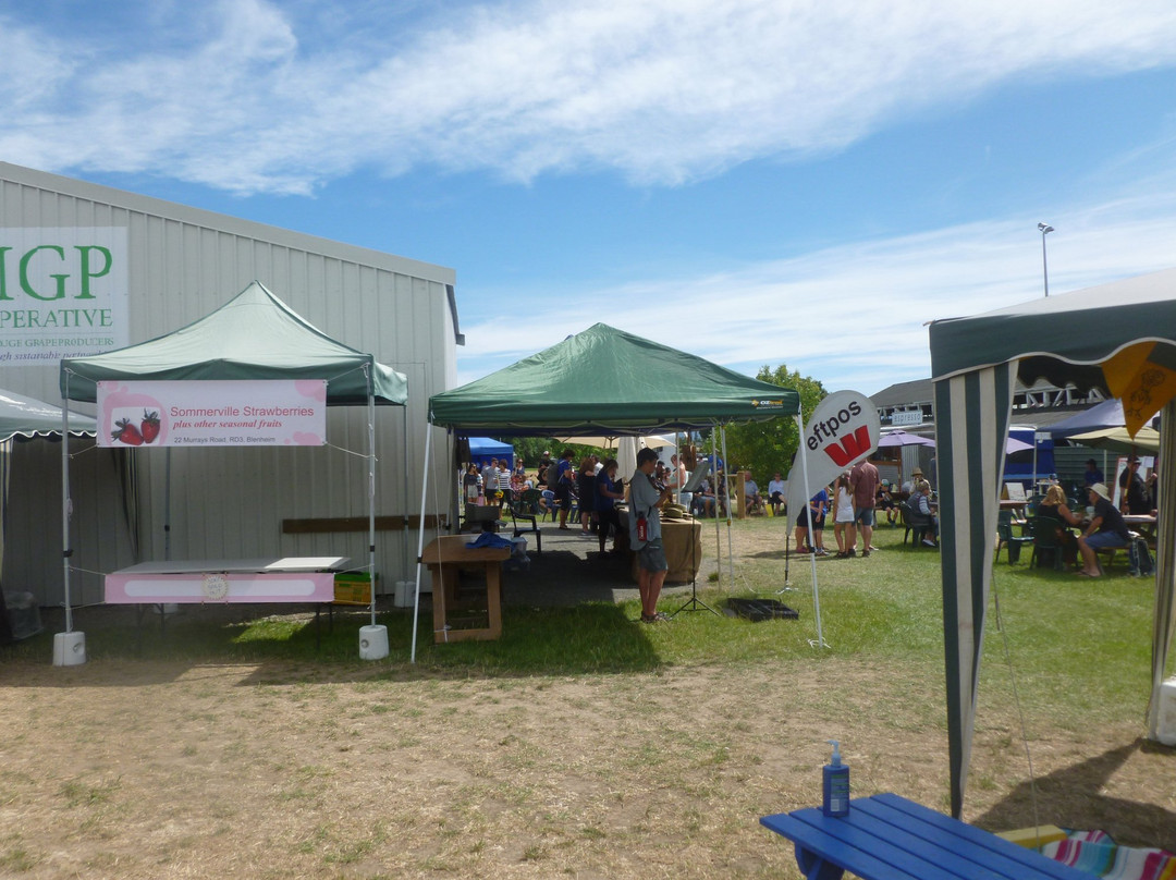 Marlborough Farmers Market景点图片