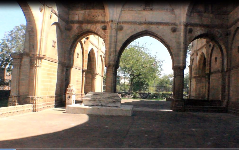 Sikandar Shah's Tomb景点图片