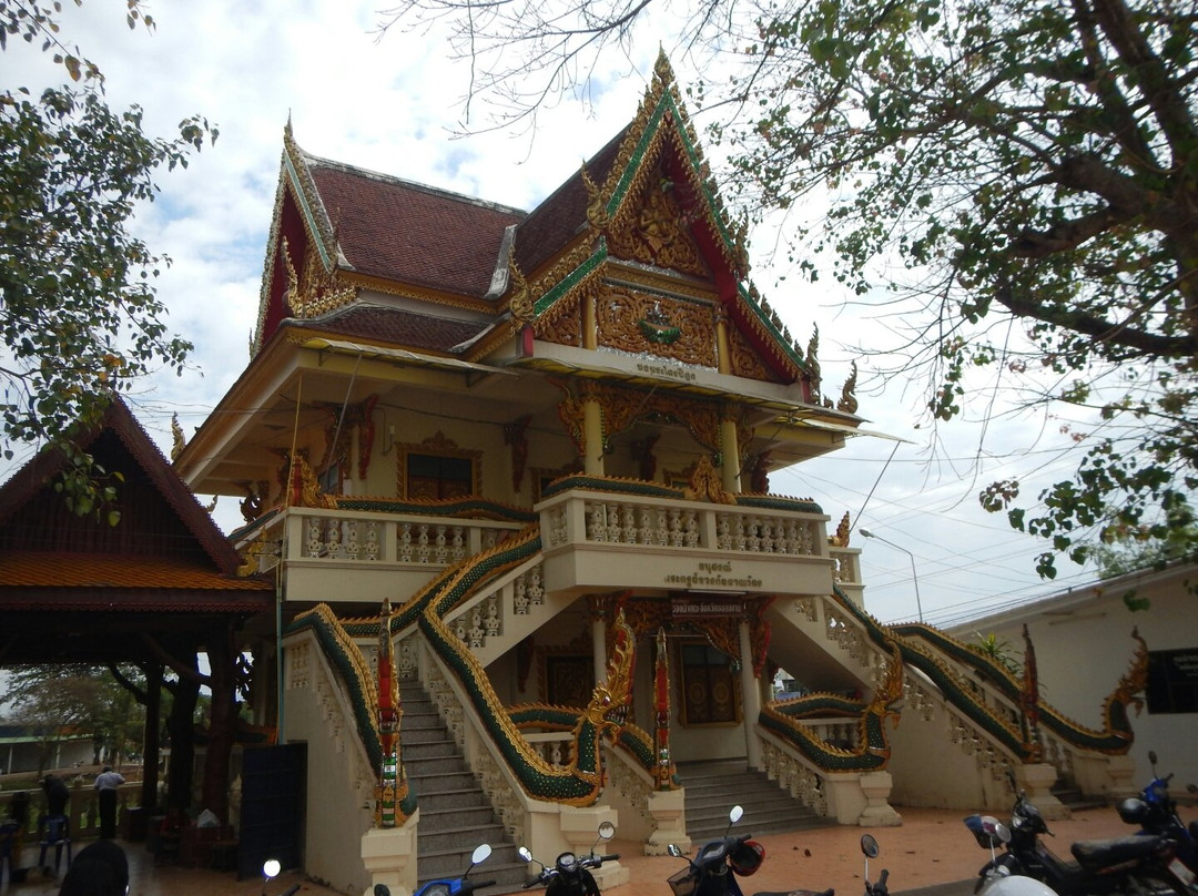 Luang Pho Phra Chao Ong Tue景点图片