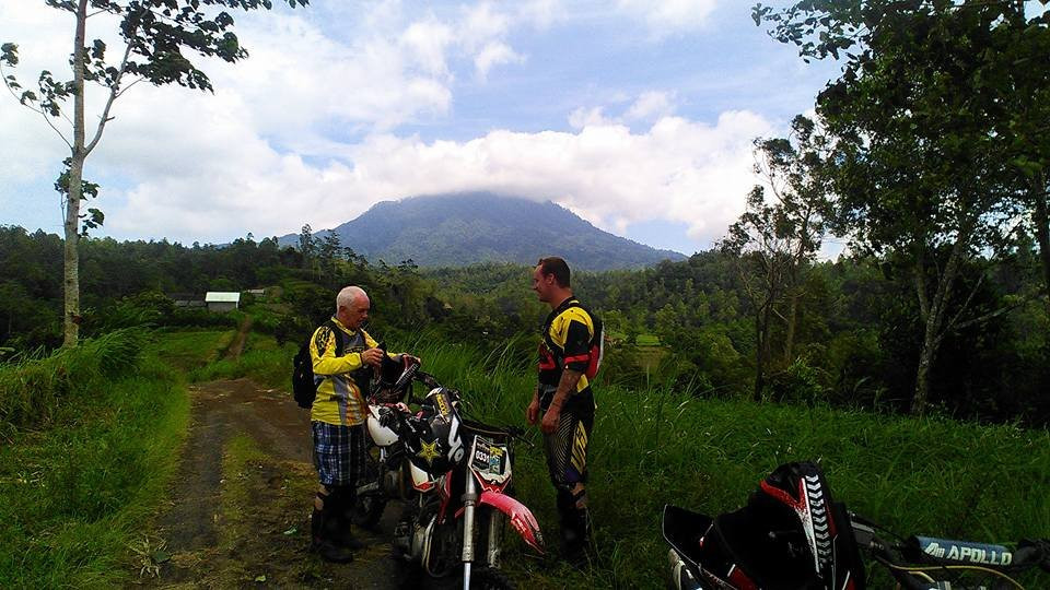 Bali Cross-卡朗阿森必去景点