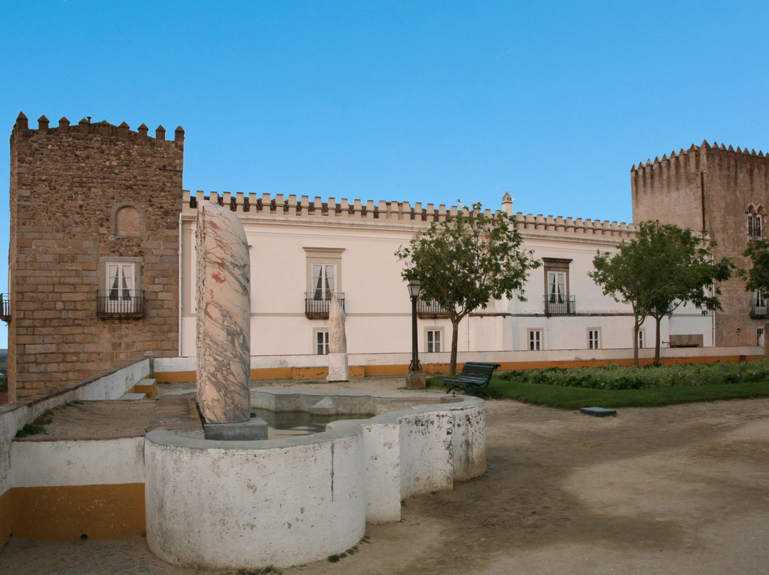 Cadaval Palace (Évora)-埃武拉必去景点