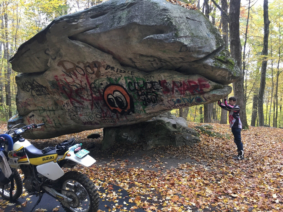 Balance Rock State Park景点图片