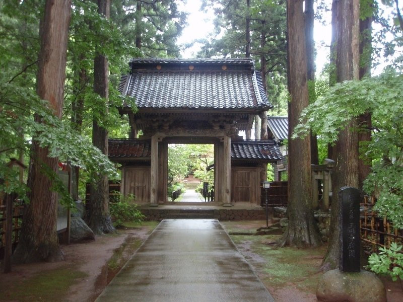 Gyokusenji Temple-鹤冈市必去景点