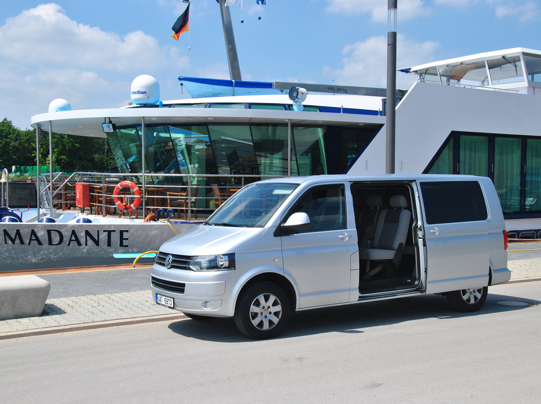 Prague Airport Transfer-布拉格必去景点