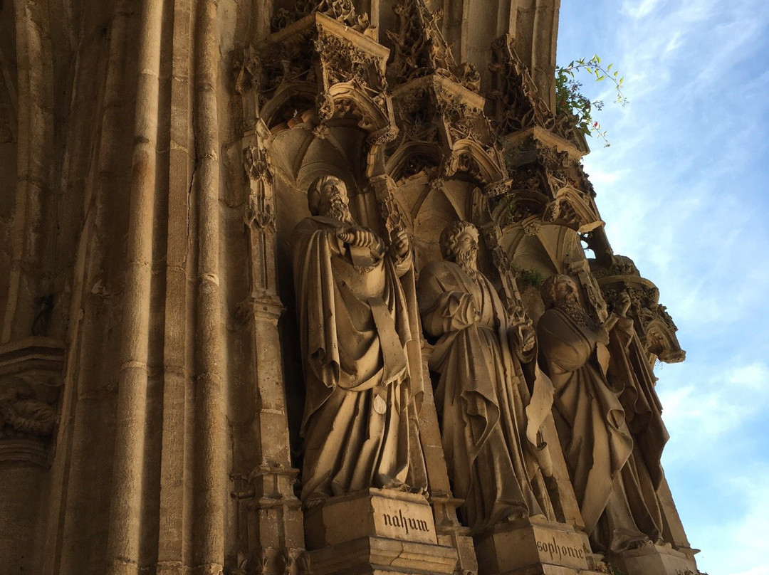 Eglise Notre Dame景点图片