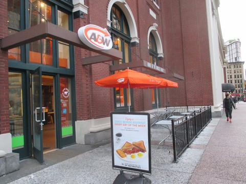 A&W Restaurant Waterfront Station主图