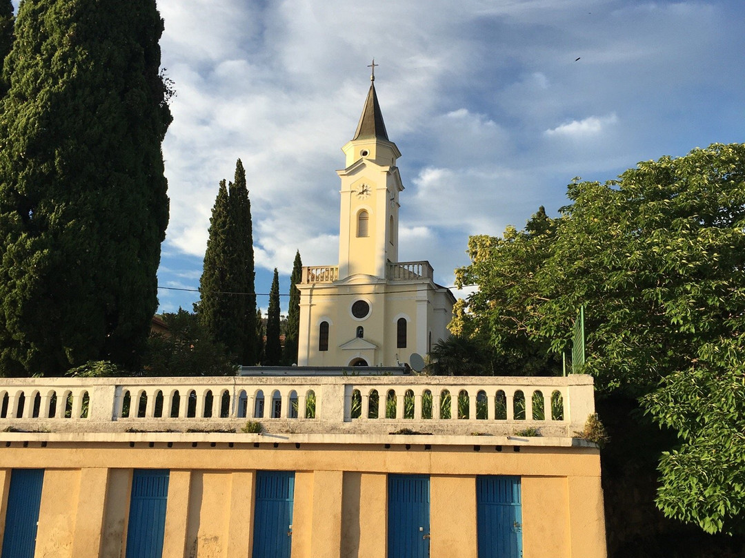 Paris-Nice Church of St. Catherine-塞尔赛必去景点