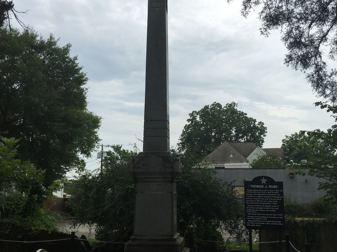 Oak Grove Cemetery景点图片