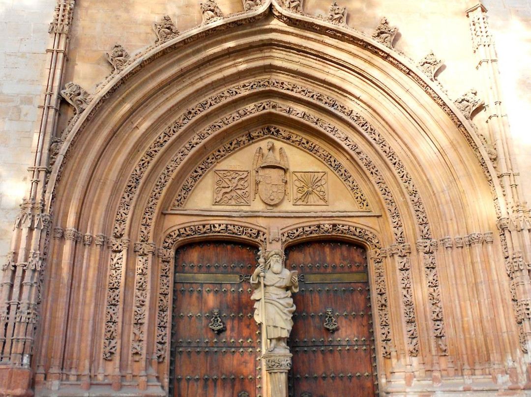 Iglesia de Santiago Apostol景点图片