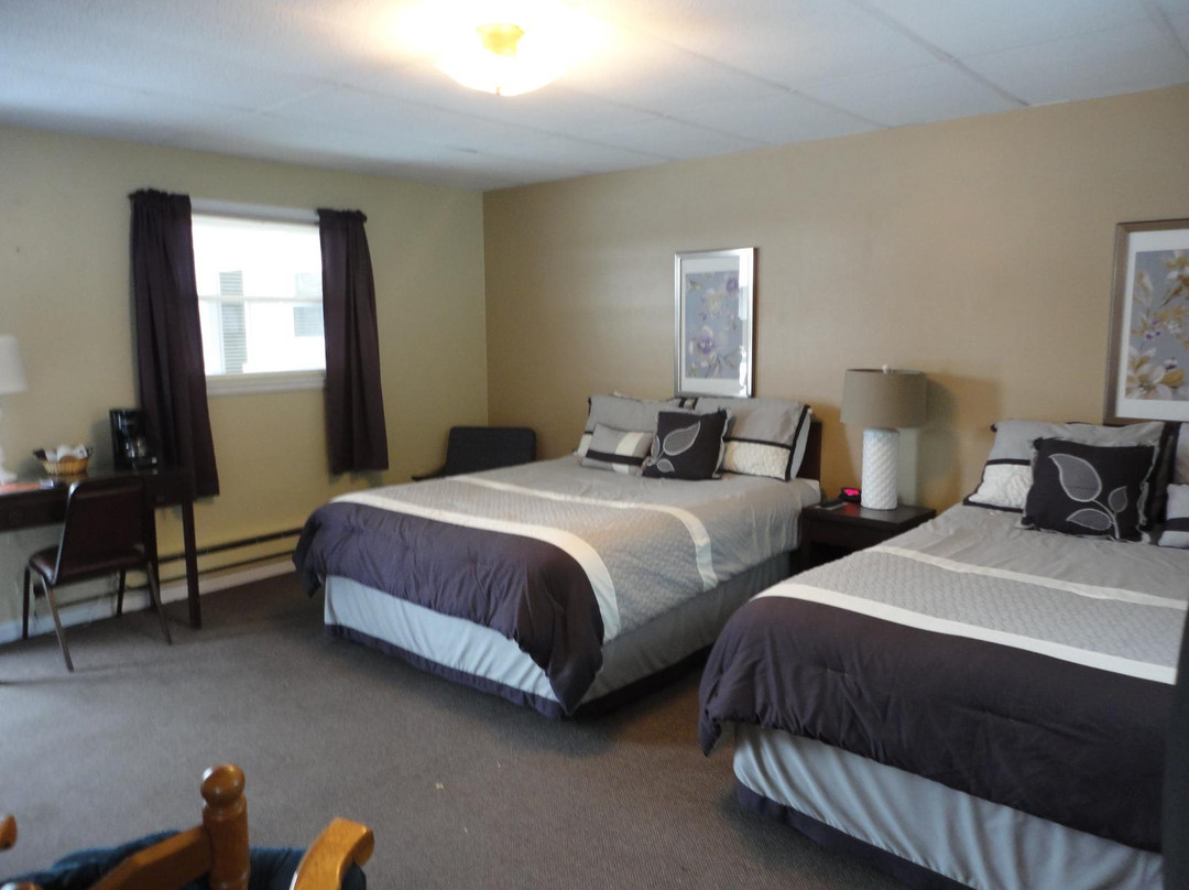 Edgewood Motel主图