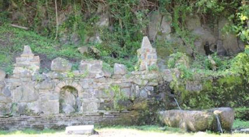 Monterosi旅游景点-Antica Fontana Papa Leone