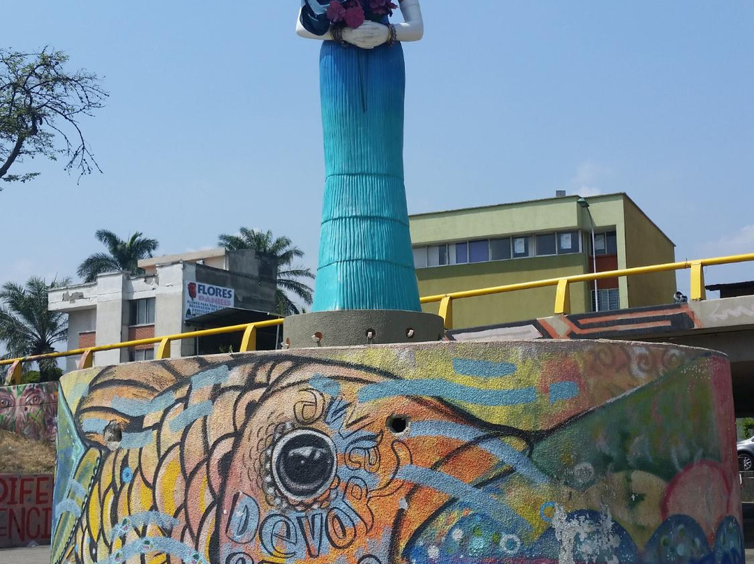 Monumento Jovita景点图片