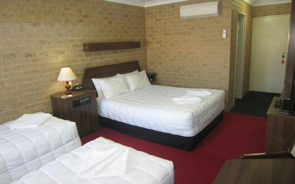 塔姆沃思汽车旅馆及小屋