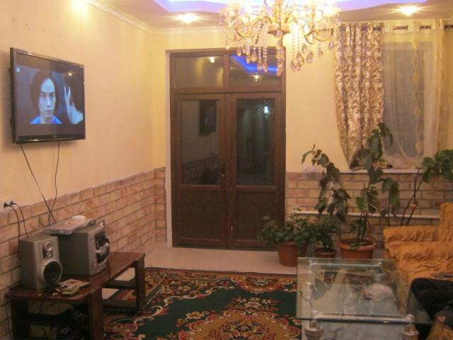 Adamkalyy Guest House主图