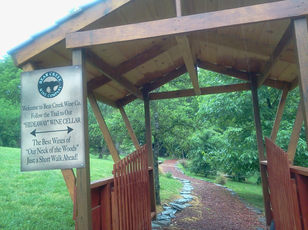 Bear Creek Wine Company and Brewery-Walnut Shade必去景点