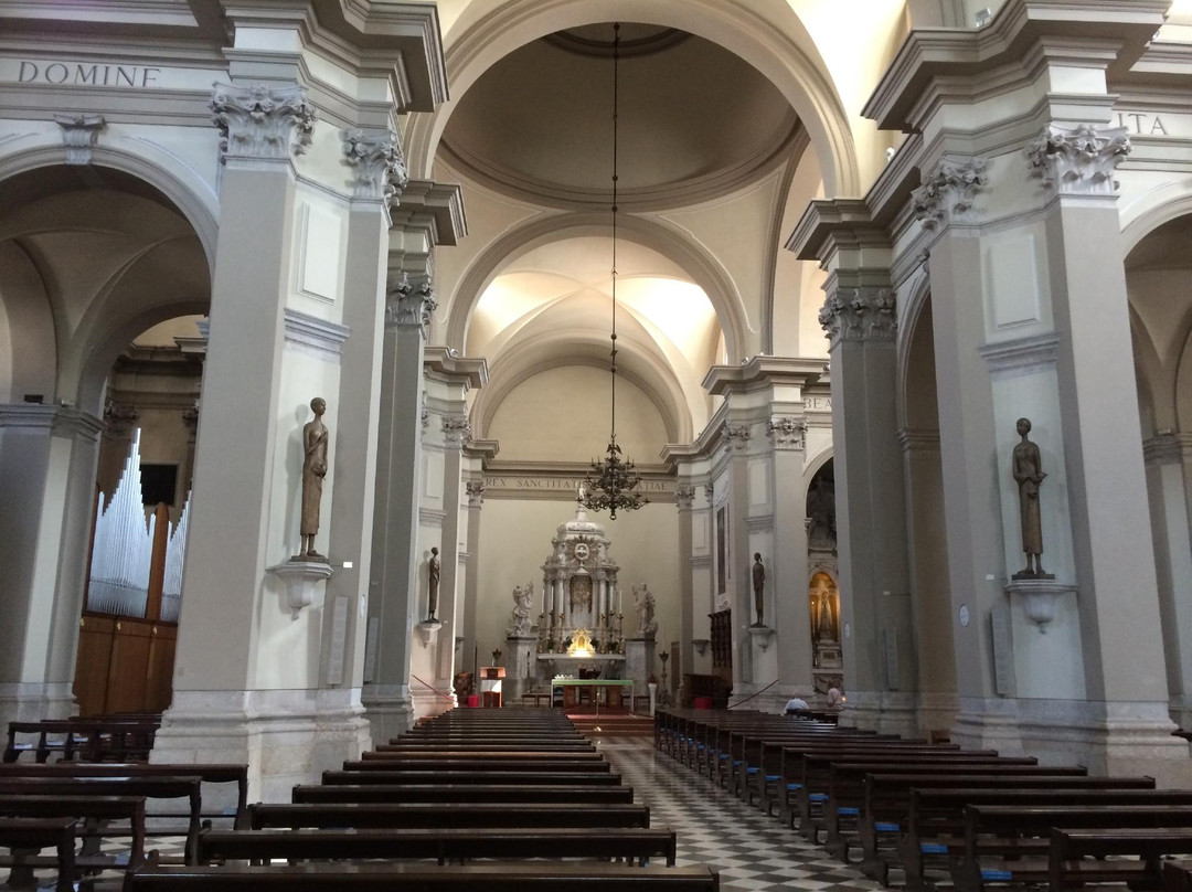 Duomo di San Michele Arcangelo景点图片