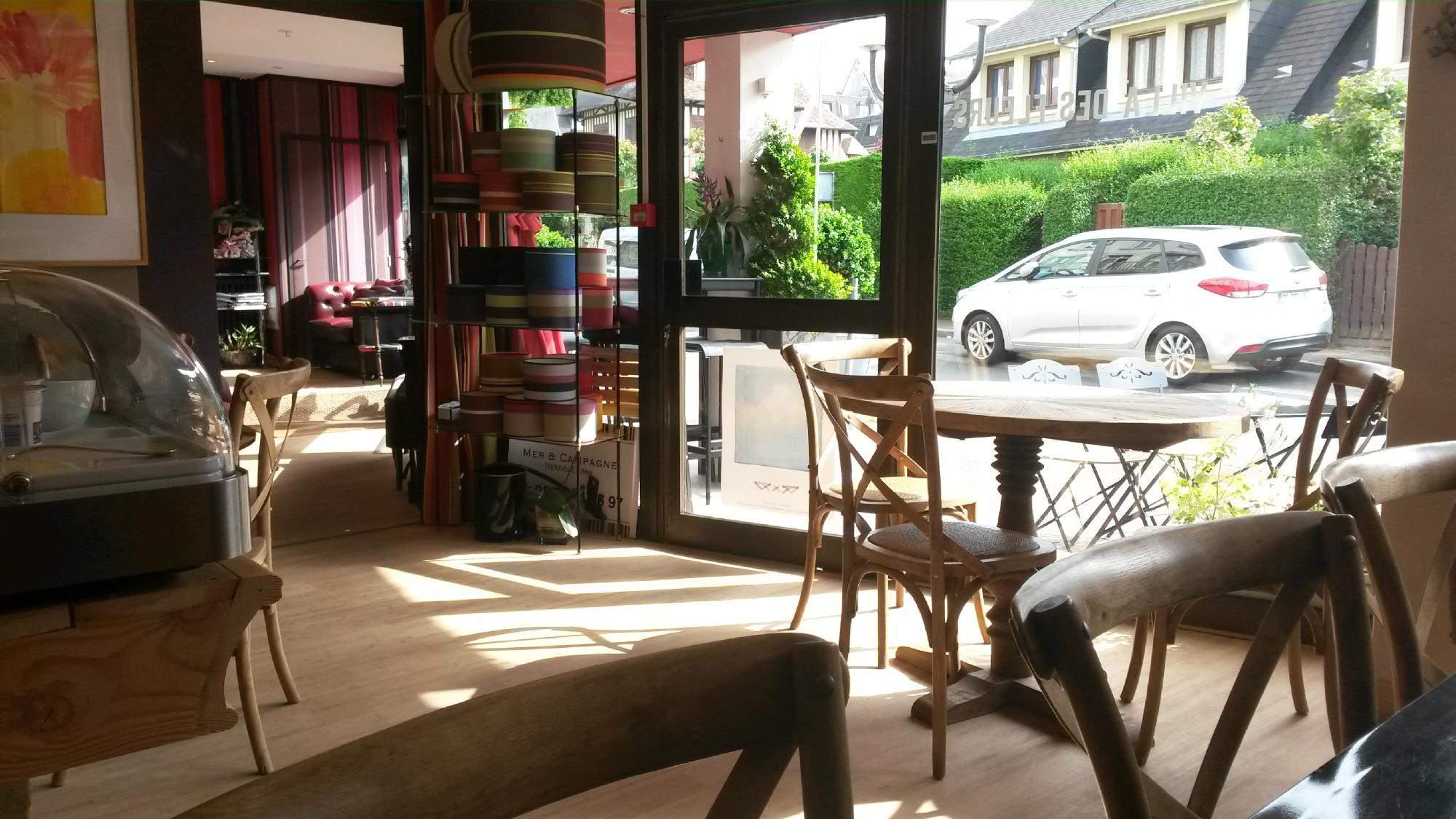 Villa Des Fleurs-餐饮
