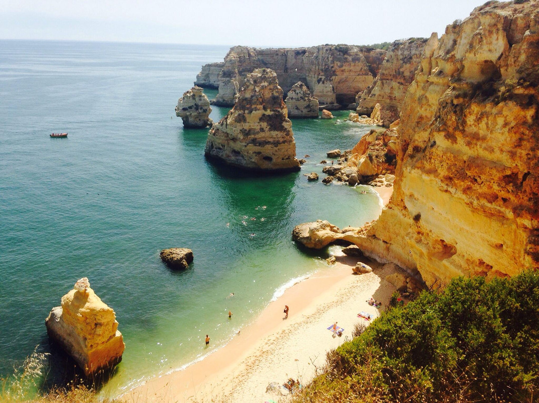 Praia da Marinha景点图片