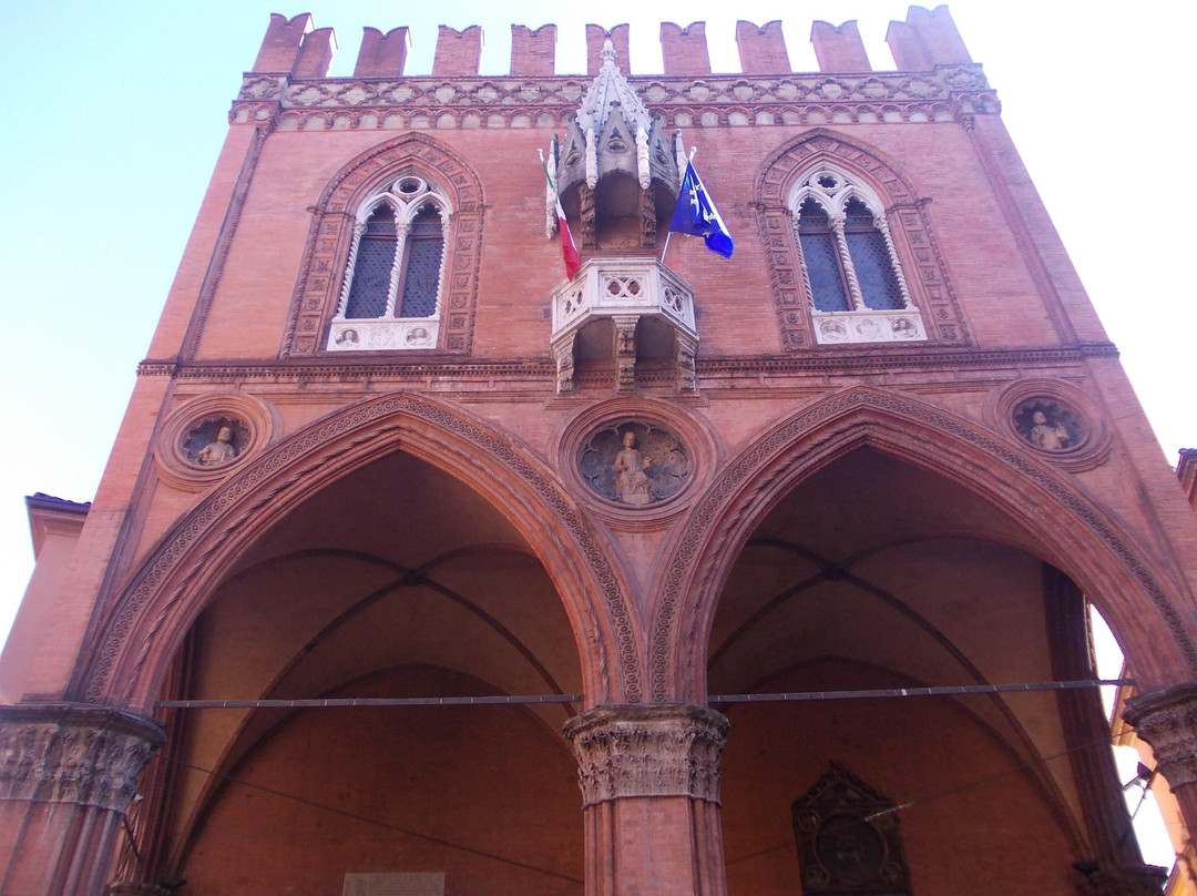 Palazzo della Mercanzia-博洛尼亚必去景点