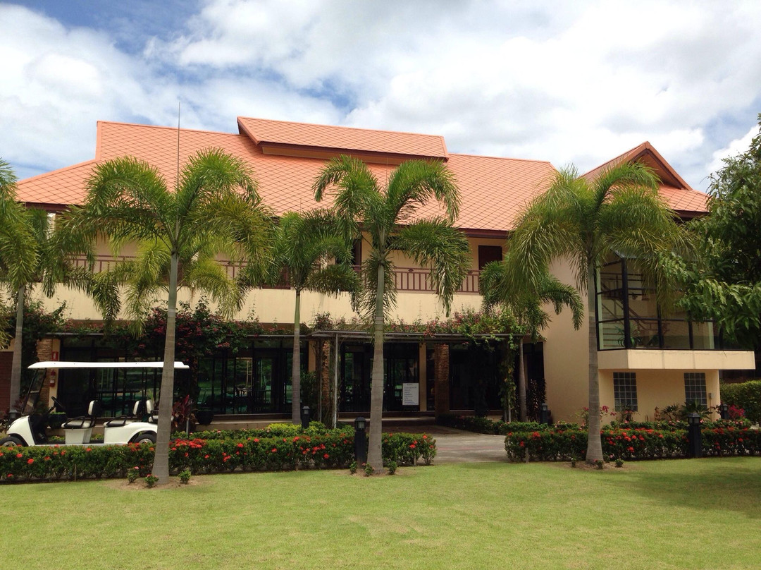 Maeklong Marina Resort