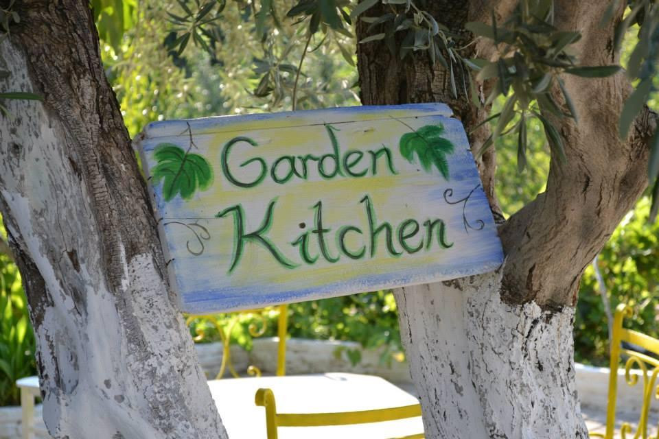 Garden Kitchen Cooking Courses景点图片