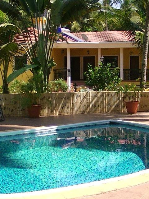 Fernlodge Studio Apartments