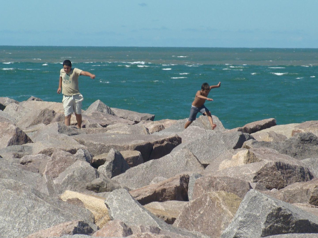 Praia Molhes da Barra
