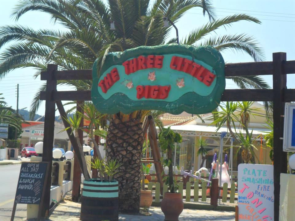 Mega Ydri餐馆和美食-The Three Little Pigs