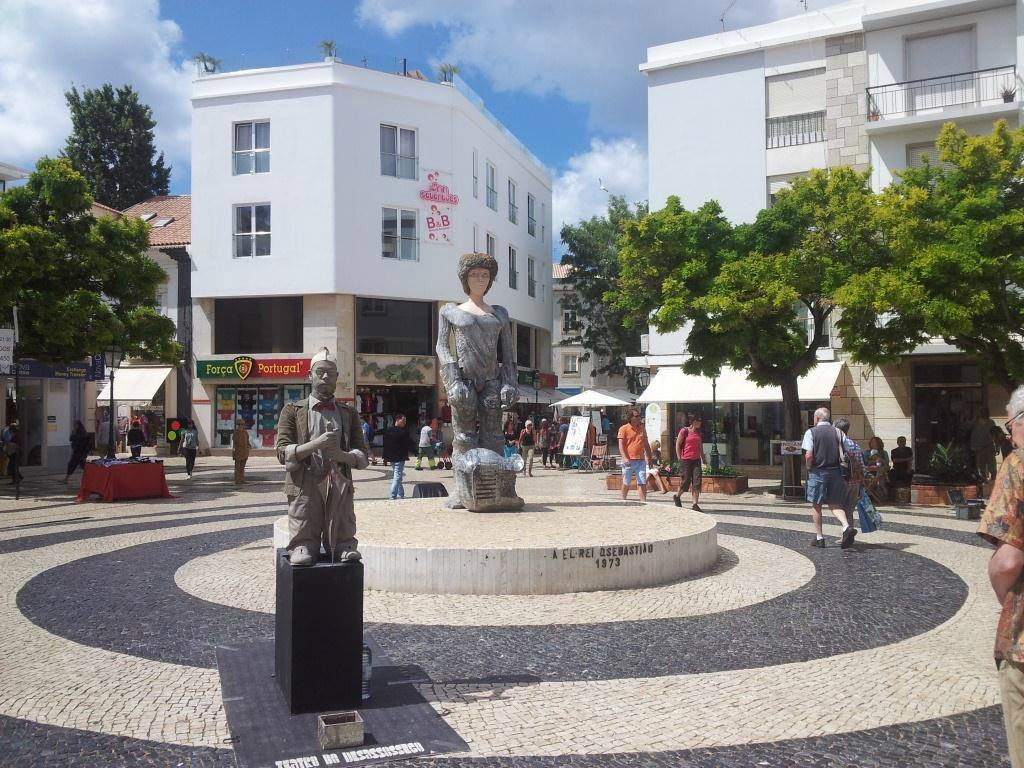 Sculpture of Dom Sebastiao-拉各斯必去景点