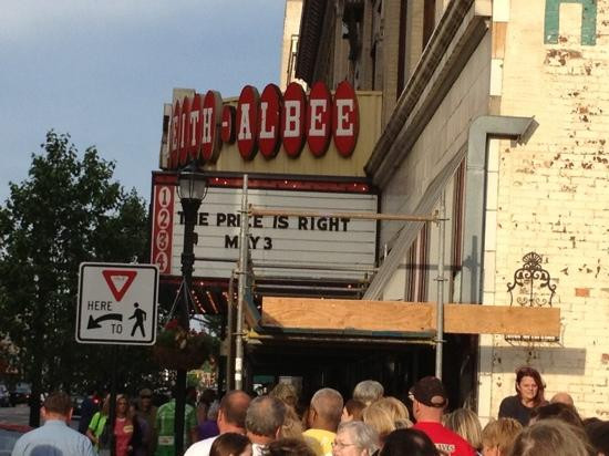 阿尔比基思表演艺术中心-亨廷顿必去景点