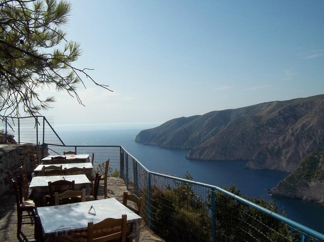 Agios Leontas餐馆和美食-Michalis Tavern