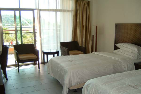 德泽园(粤海)假日大酒店主图