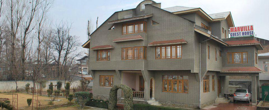 Darang Khaipora酒店住宿-Capital O 12292 Marvilla